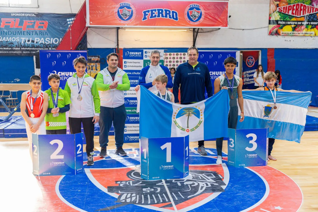 photo_5159403677516147558_y