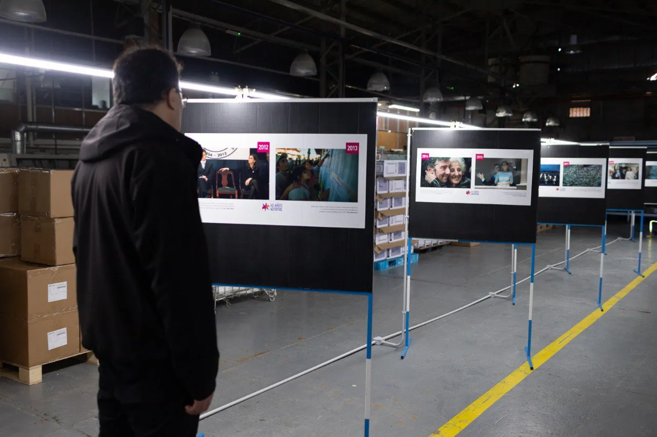 photo_5179537324558625589_y