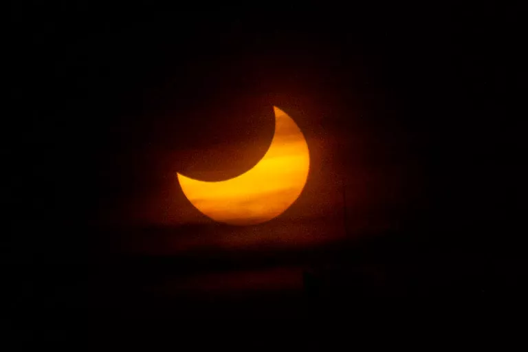 Eclipse Solas 1