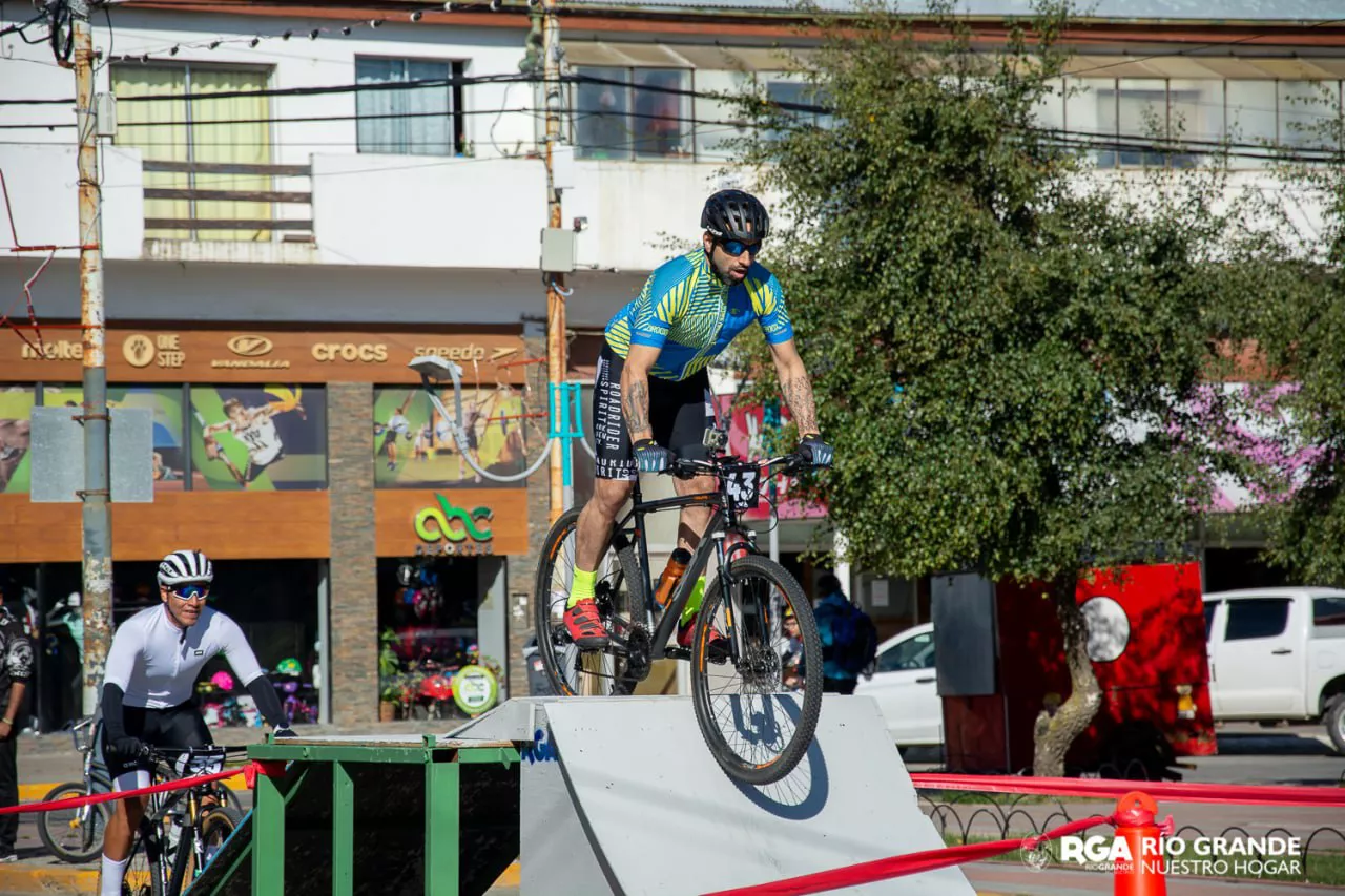 Vuelta al Casco Viejo3