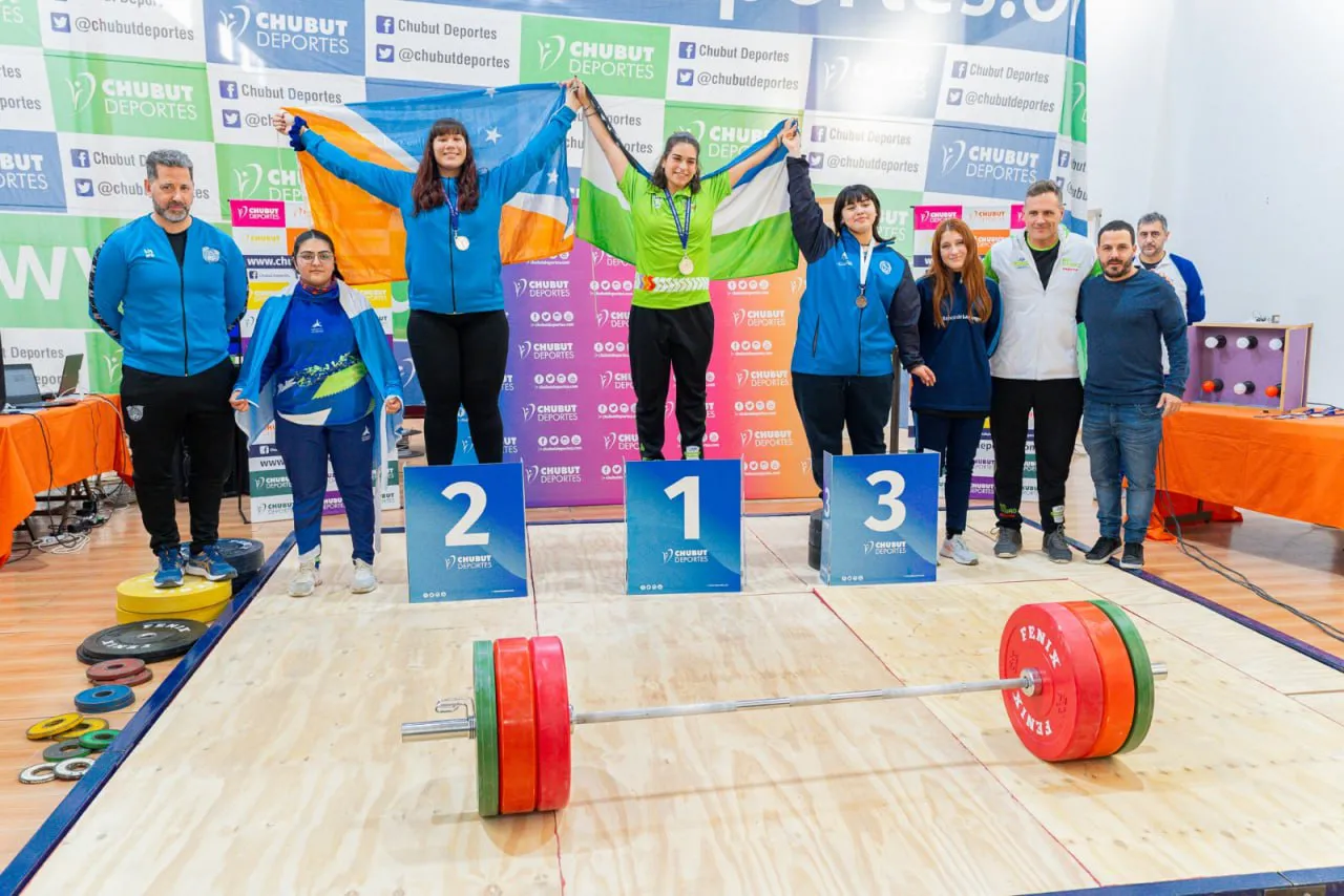 photo_5159403677516147550_y