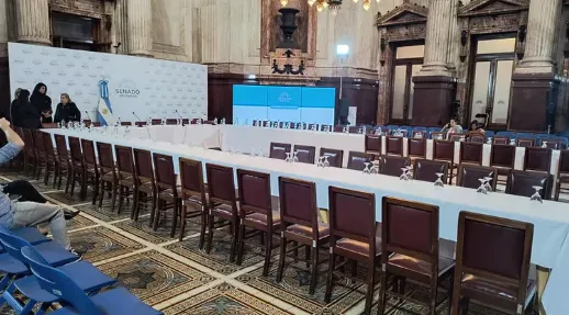 Senadores UxP