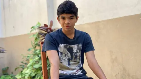 52TNX74DVRCAJFPEFHK6IR6UOA