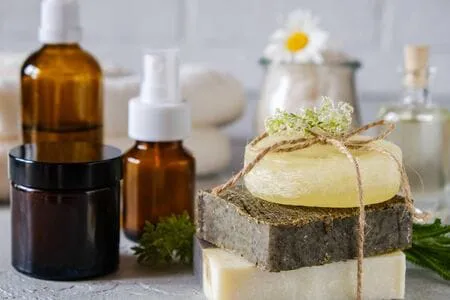 UNTDF Formación en productos naturales para el cuidado personal