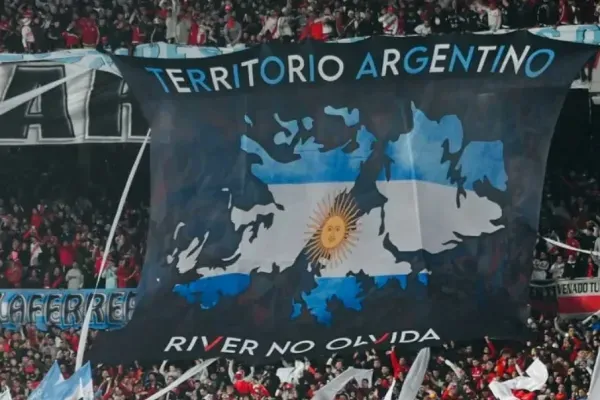 Bandera de River- Malvinas