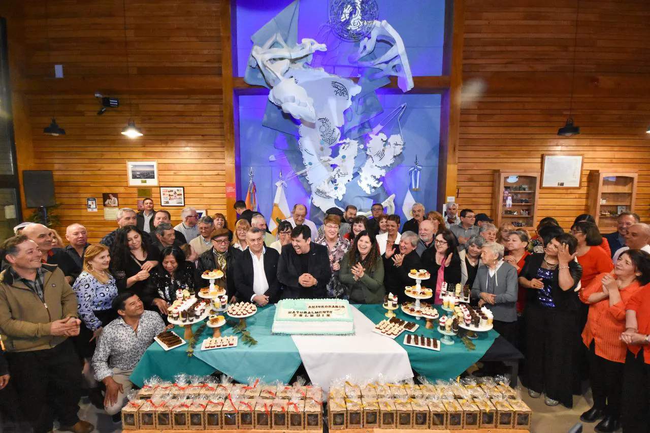 antiguos pobladores- Municipio de Tolhuin