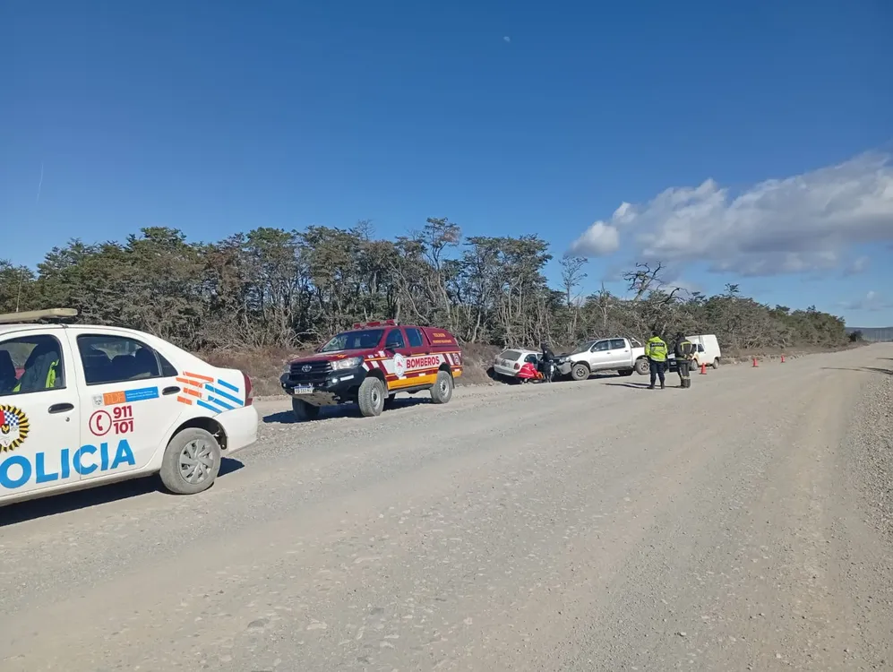 Choque frontal Tolhuin