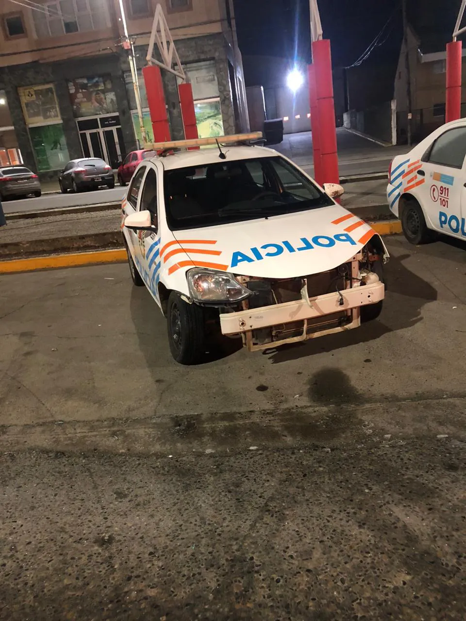 Móvil Policial afectado