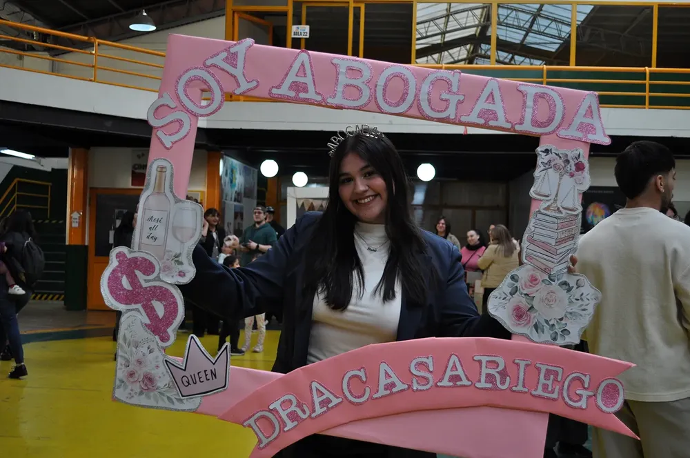 UCES egreso de abogados