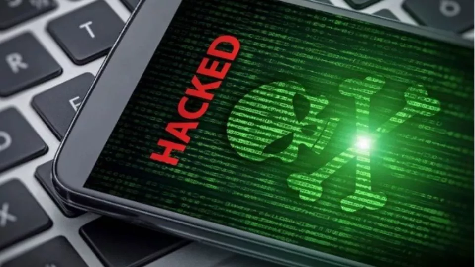 Celular hackeado