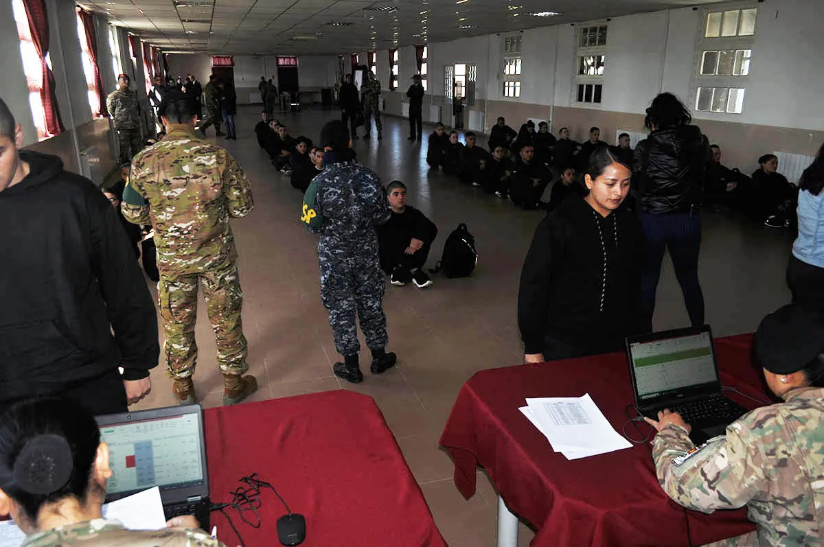 Servicio militar voluntario (2)