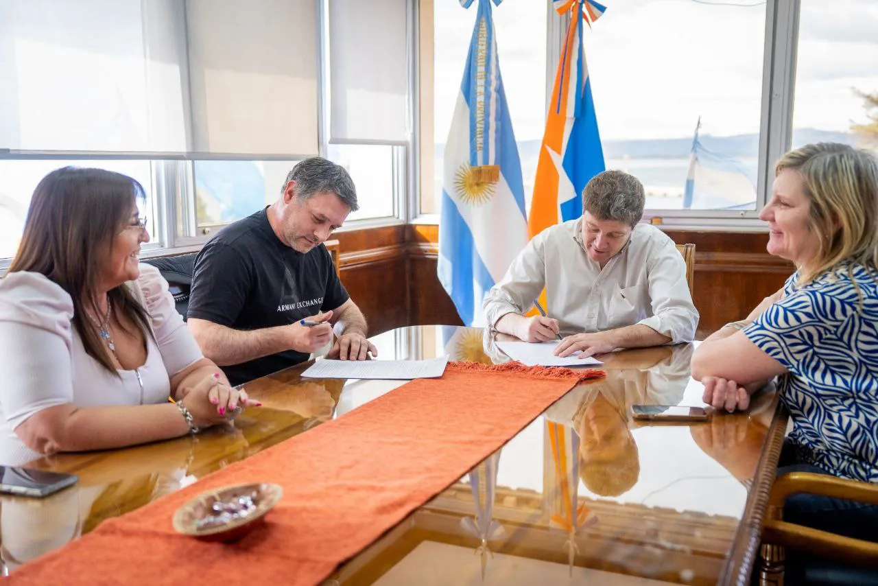 Firma ampliación HRRG