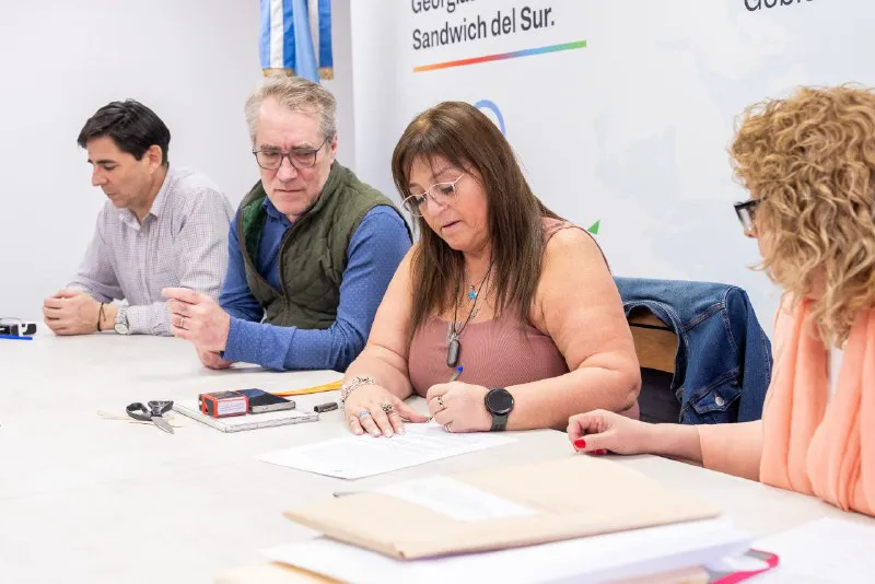 Apertura de sobres, Centro de Capacitación y Formación Marítima “Malvinas Argentinas