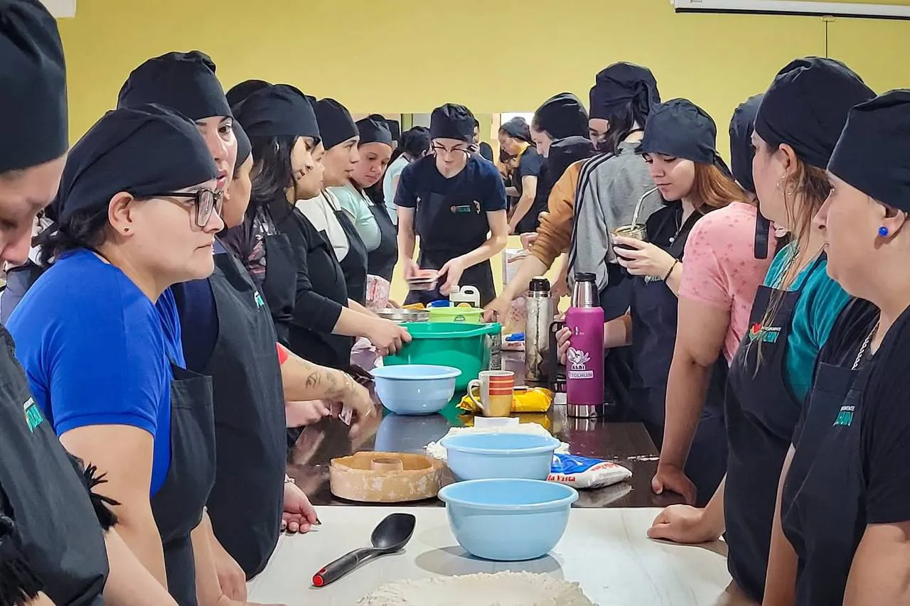 Taller roscas de pascuas Tolhuin