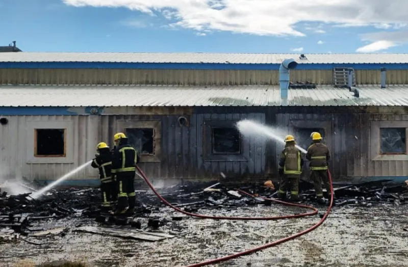 principio-de-incendio-en-donde-funcionaba-foxman_2T8A