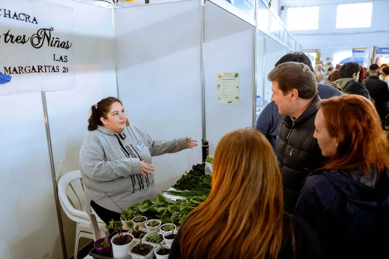 Melella junto a un productor Río Grande