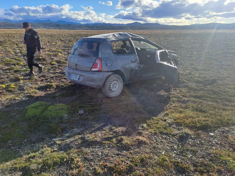 5fdf0b9b-2657-4f44-a0ec-685cc64528aa