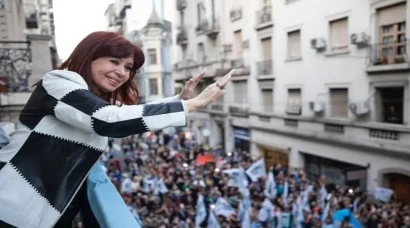 CRISTINA FERNANDEZ