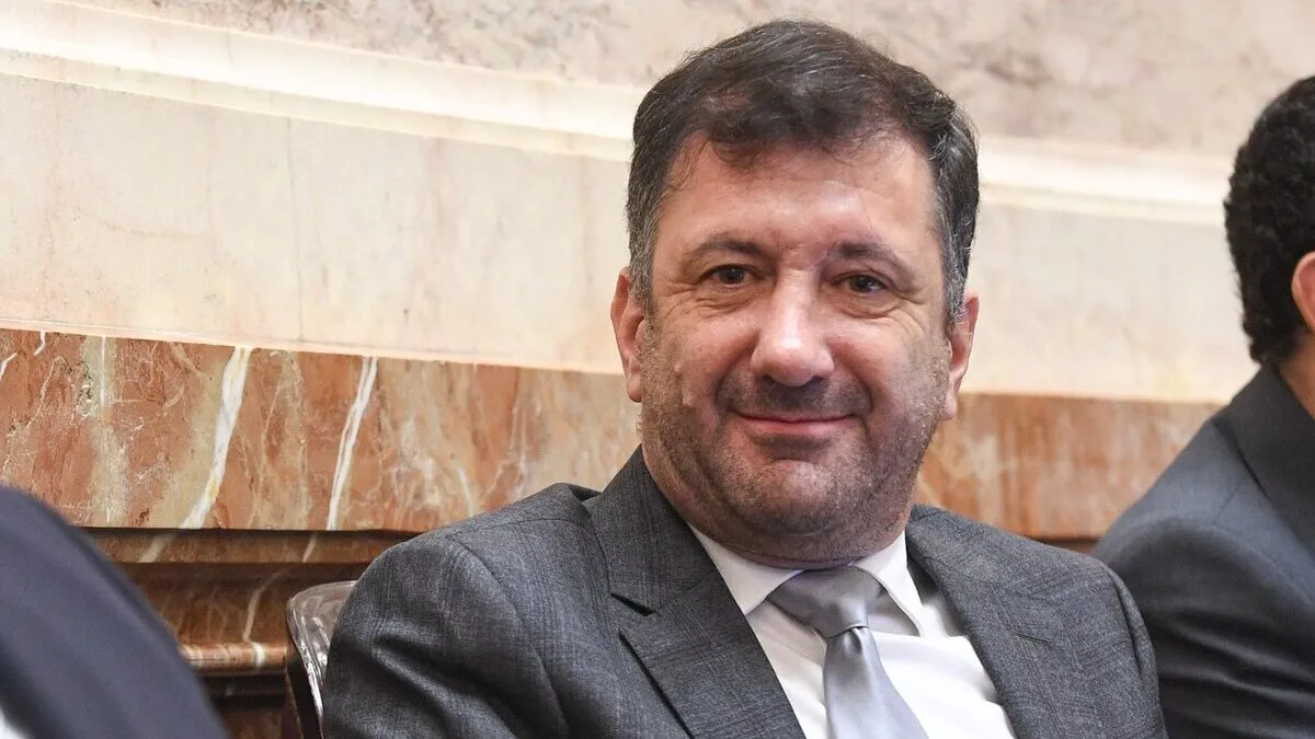 senador-edgardo-kueider