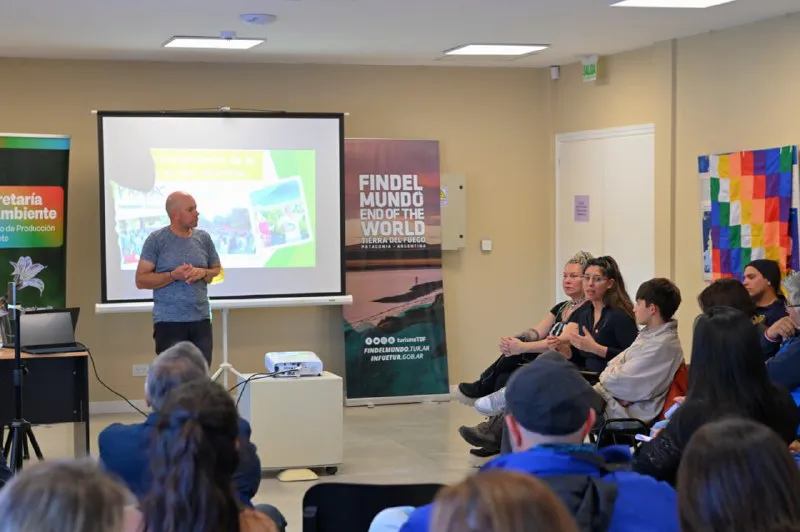 Infuetur- Rafaela Ishton