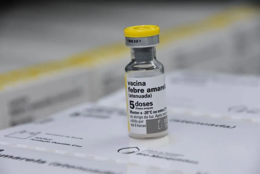 vacunación fiebre amarilla