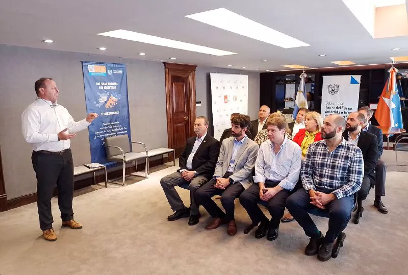 Grupo Mirgor Gobierno