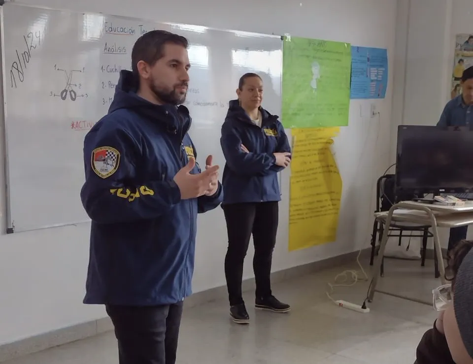 427f7b32-f40e-4a1c-8529-b71ac4d39019