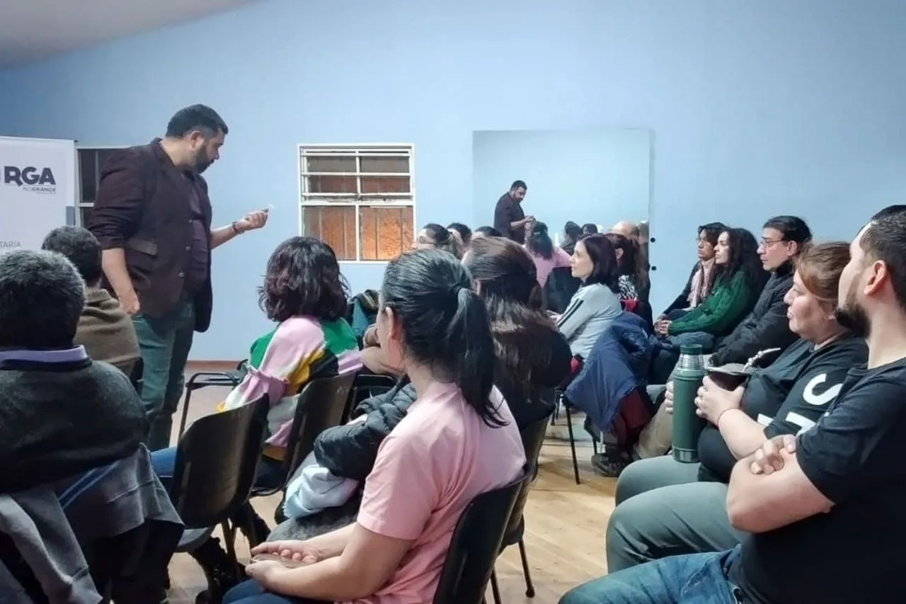 Talleres “Construyendo una Educación Universal”