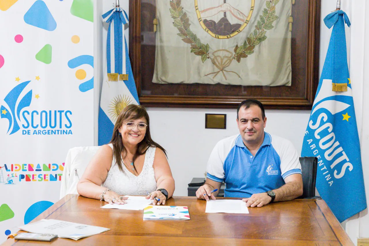 Castillo- presidente de Scout- GOB