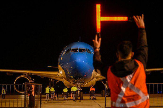 vuelo-aerolineas-sputnik-nochejpg