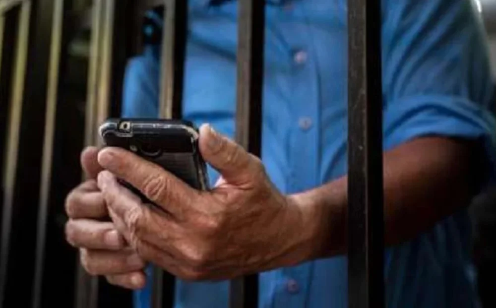 presos-con-celulares