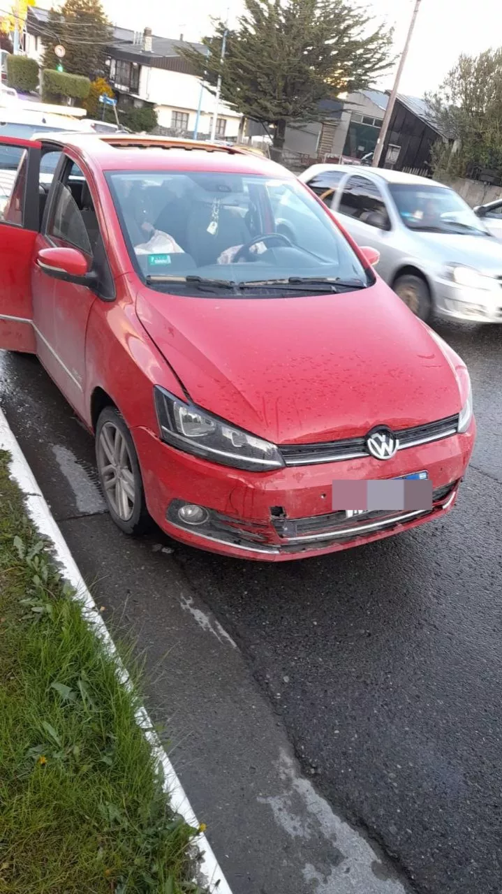 Vw Fox Choque Ushuaia (1)