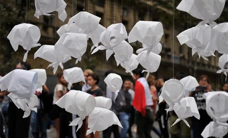 Abuelas de Plaza de Mayo