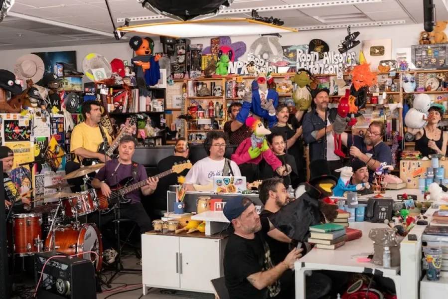 Tiny Desk- 31 minutos