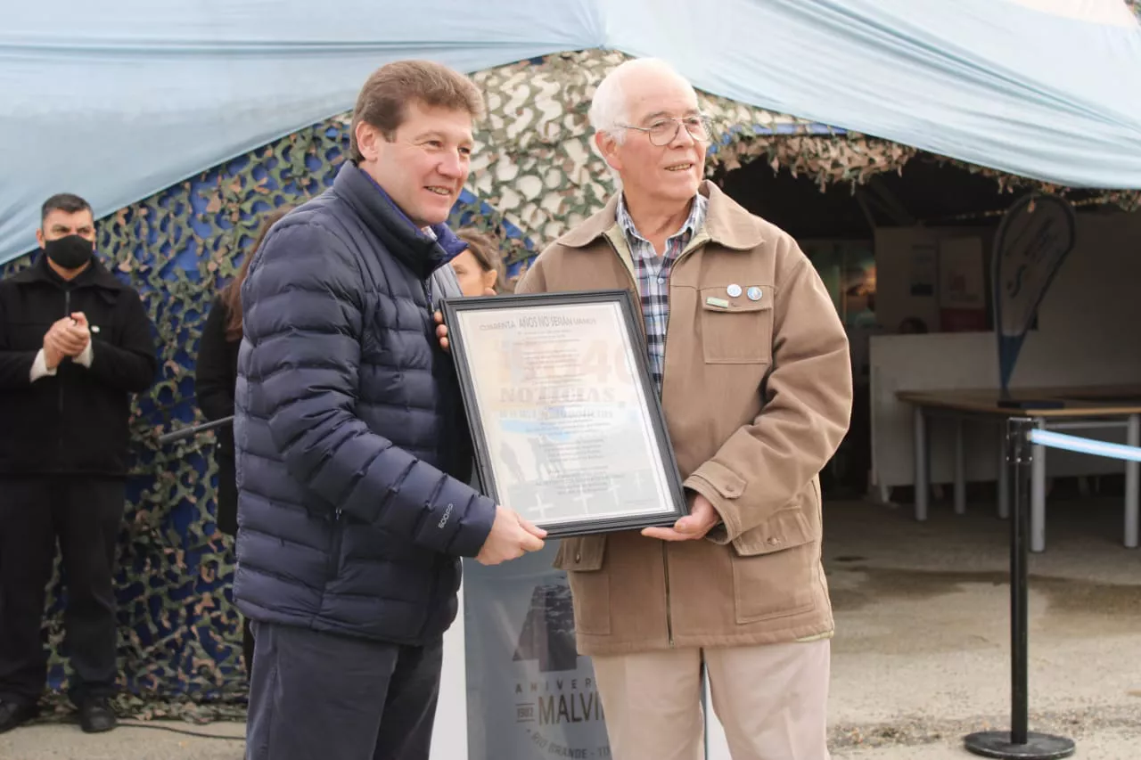 Gustavo Melella Inauguración Carpa (2)