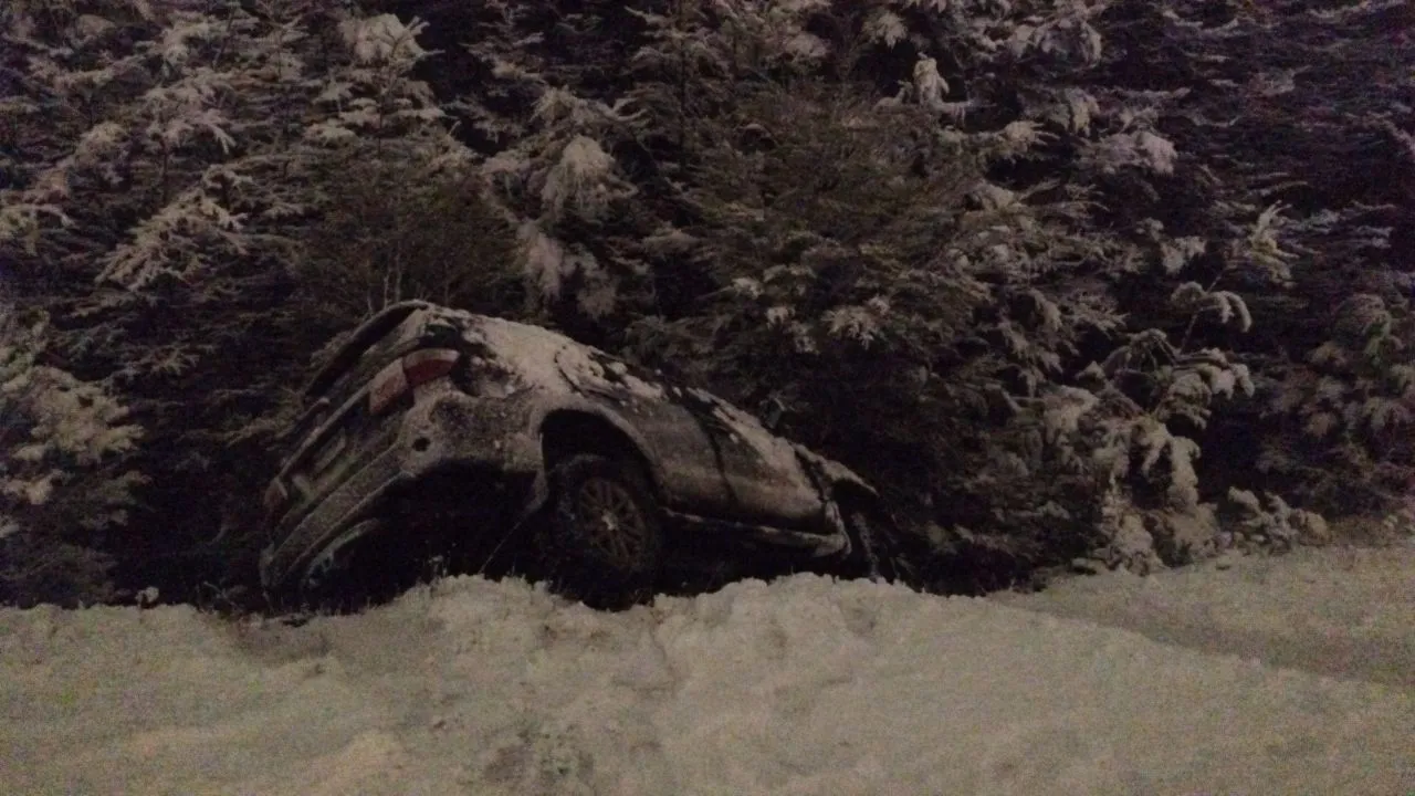 Camioneta SUV Toyota vuelco