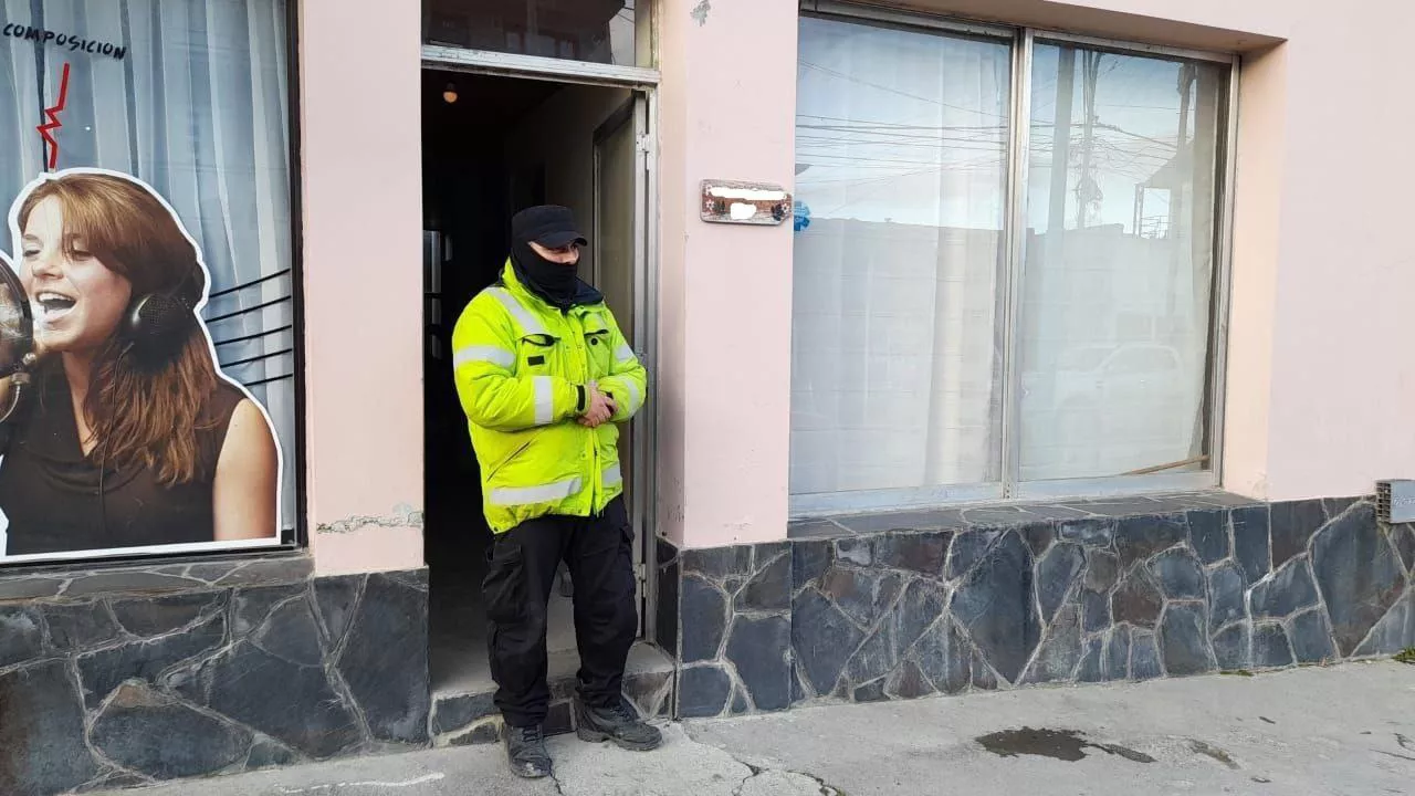 Allanamiento robo de cuenta Ushuaia