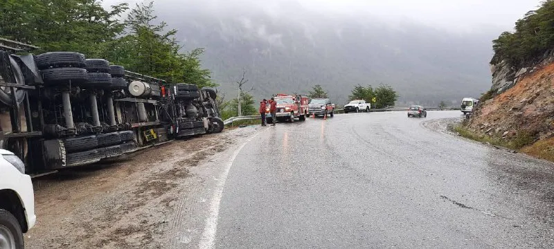 vuelco camion ruta