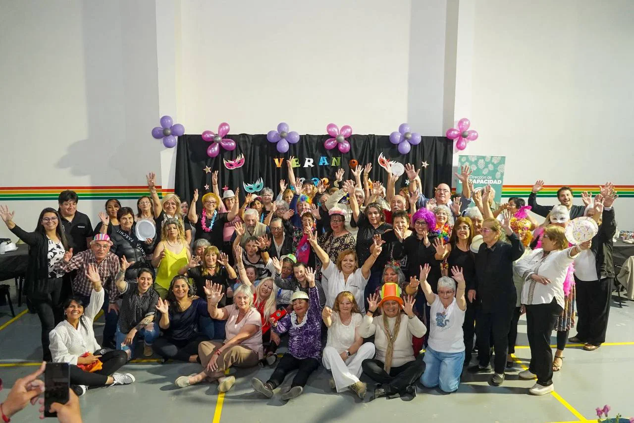 Adultos mayores Tolhuin