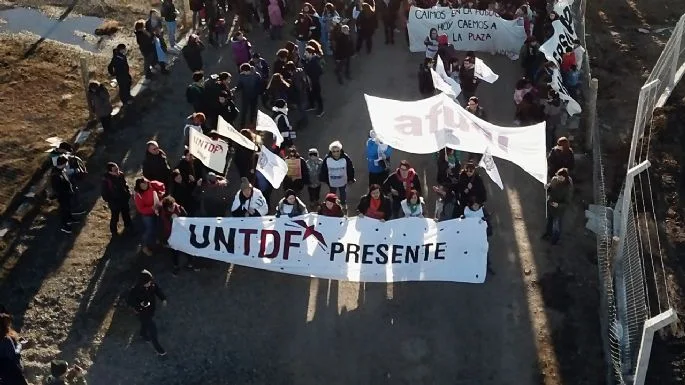 marcha federal universitaria untdf
