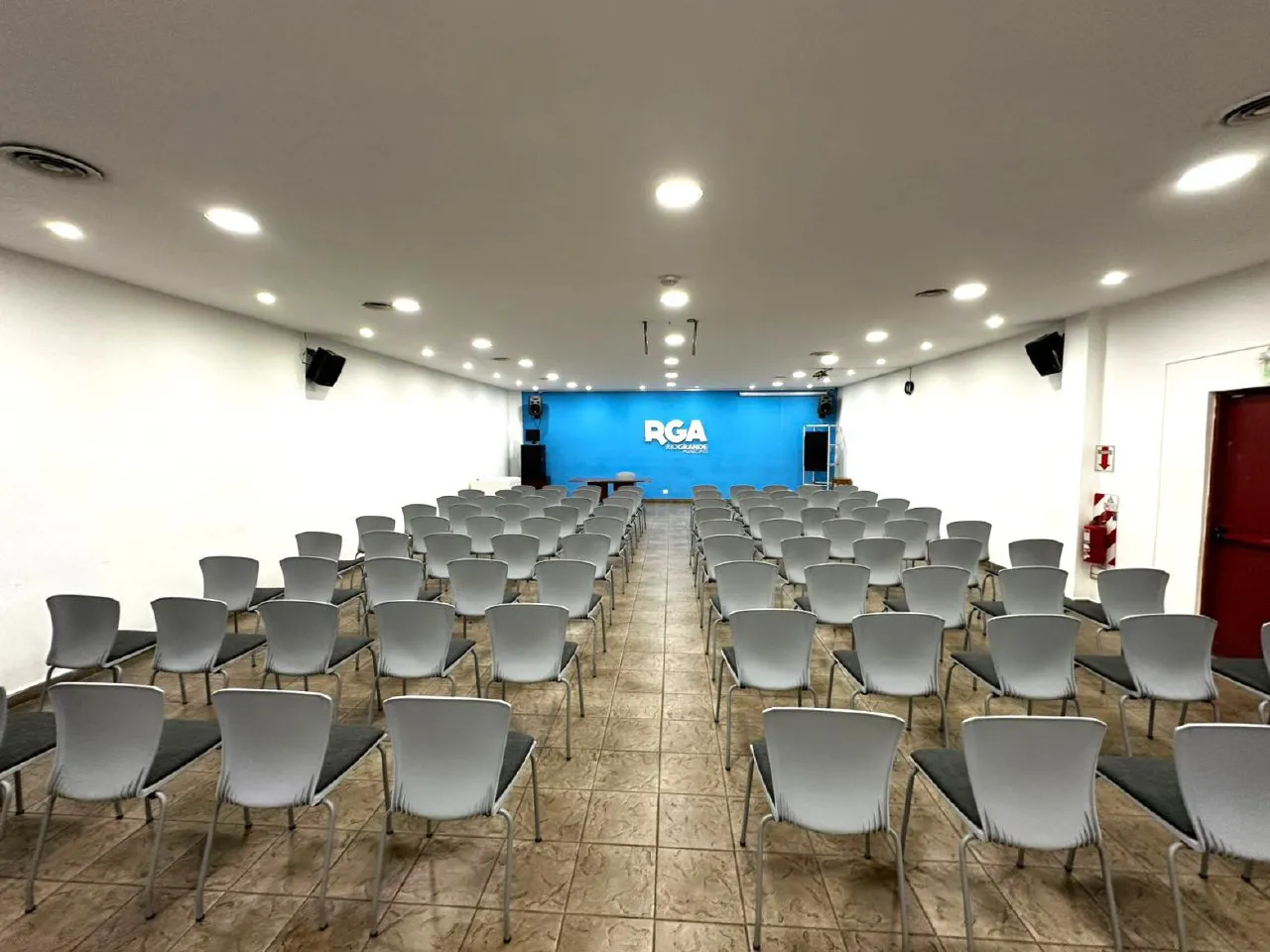 total donación sillas 