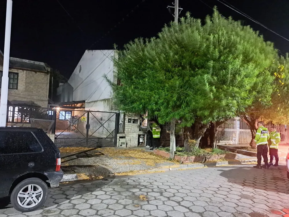 Detenidos por ingresar a un domicilio- RG