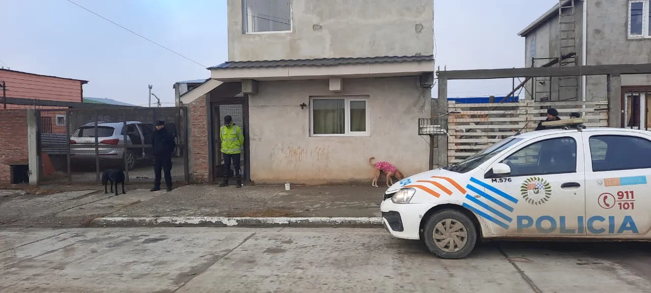 c7bf5985-1032-4088-a762-d1ef004d3732