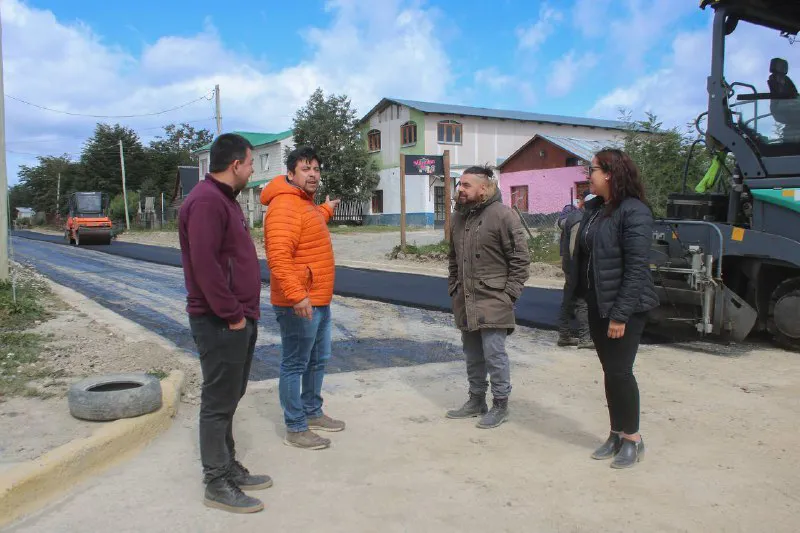 Inicio del plan de pavimentación Muni Tolhuin