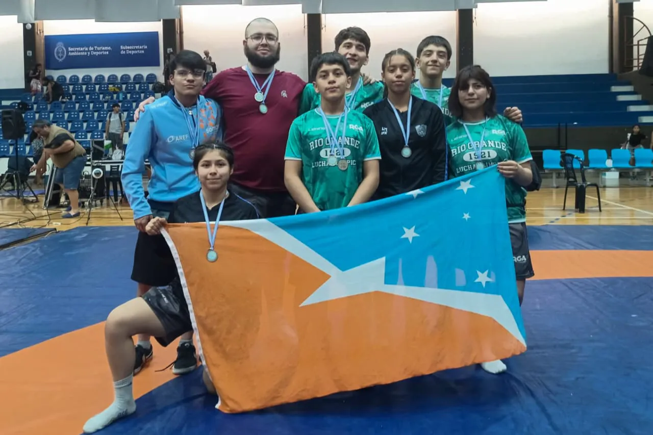 Luchadores fueguinos 