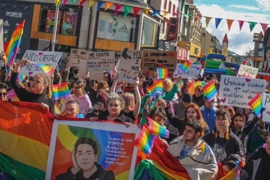 marcha orgullo ushuaia