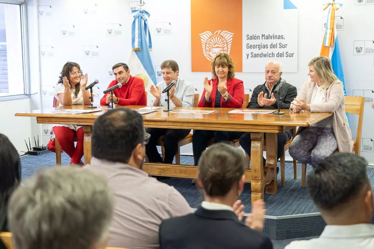 Firma ampliación HRU 1