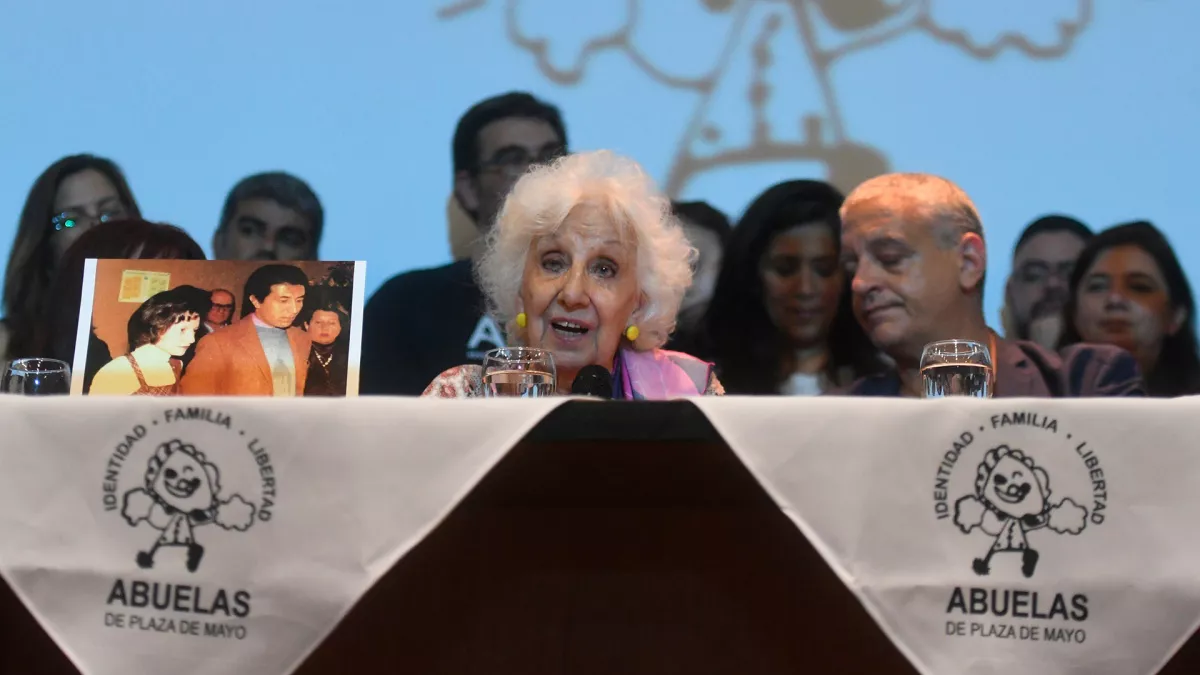 Abuela de Plaza de Mayo