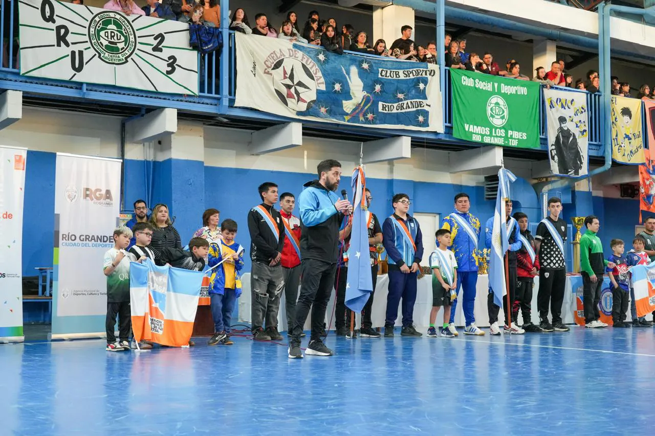 PREMIACIÓN DE LA FEDERACIÓN FUEGUINA DE FÚTBOL DE SALÓN- Muni RG