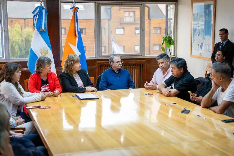 Mónica Urquiza- Trabajadores portuarios